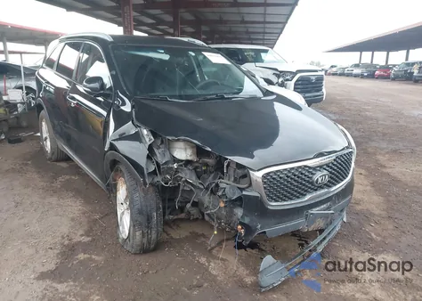 2016 Kia Sorento 2.4L Lx z USA, uszkodzony, nr VIN 5XYPG4A32GG093537